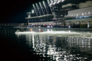 ナイターレース 画像